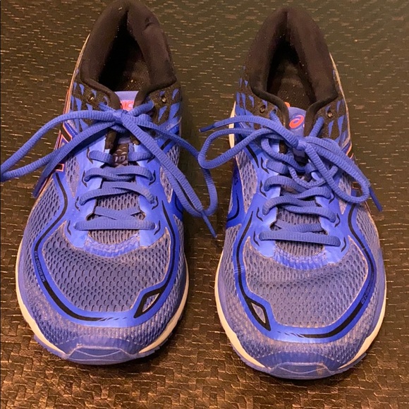 Women’s ASICS shoes size 10 - Picture 1 of 7